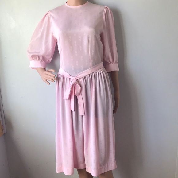 Silky Pink Vintage Cottagecore Dress - Picture 5 of 16